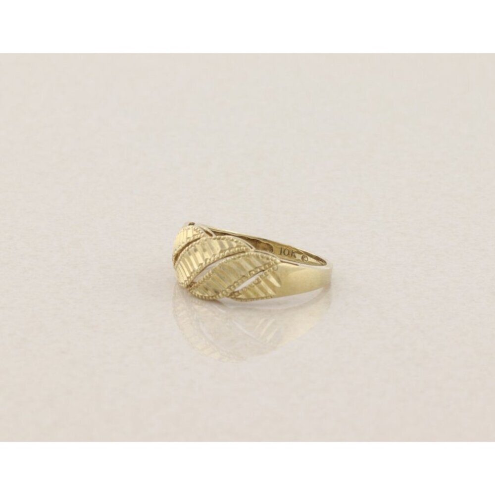 10k Yellow Gold Diamond Cut Patterned Band Ring Size 8 1/2 - Picture 6 of 7